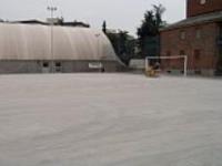Rifacimento piano di gioco campetto di calcio in comune di Monza